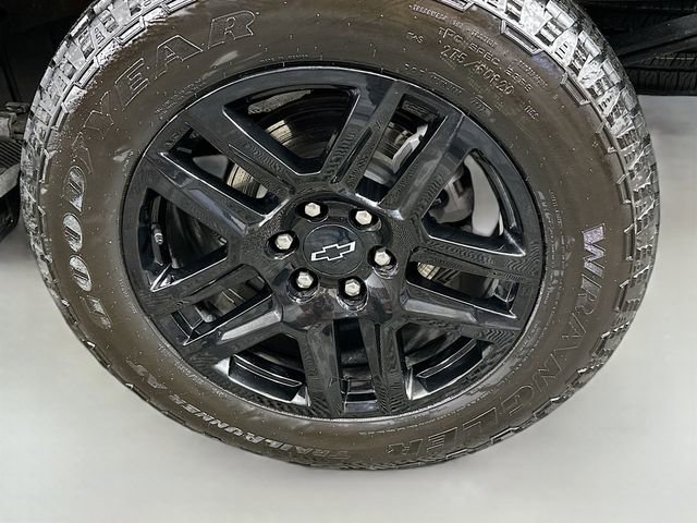 Used 2023 Chevrolet Silverado 1500 Custom w/ LPO, Dark Essentials Package image 25