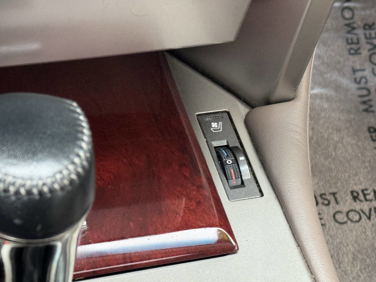 Used 2011 Lexus GX 460 image 12