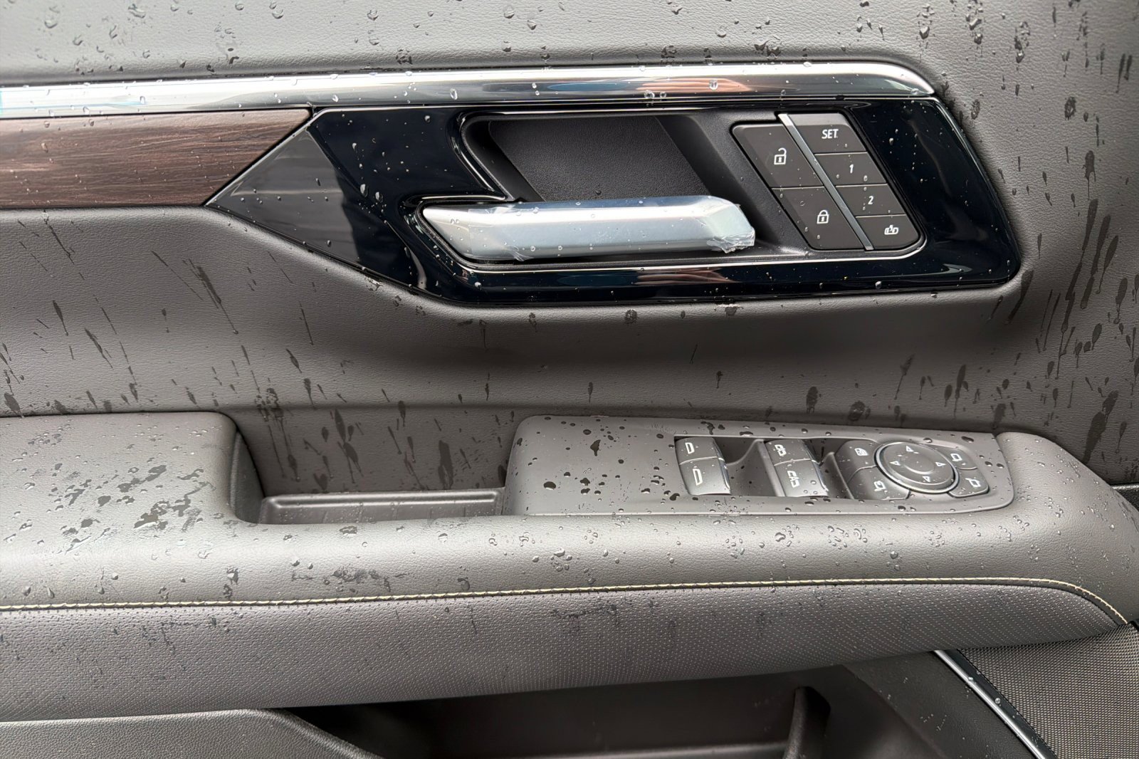 New 2026 Chevrolet Tahoe Premier image 8