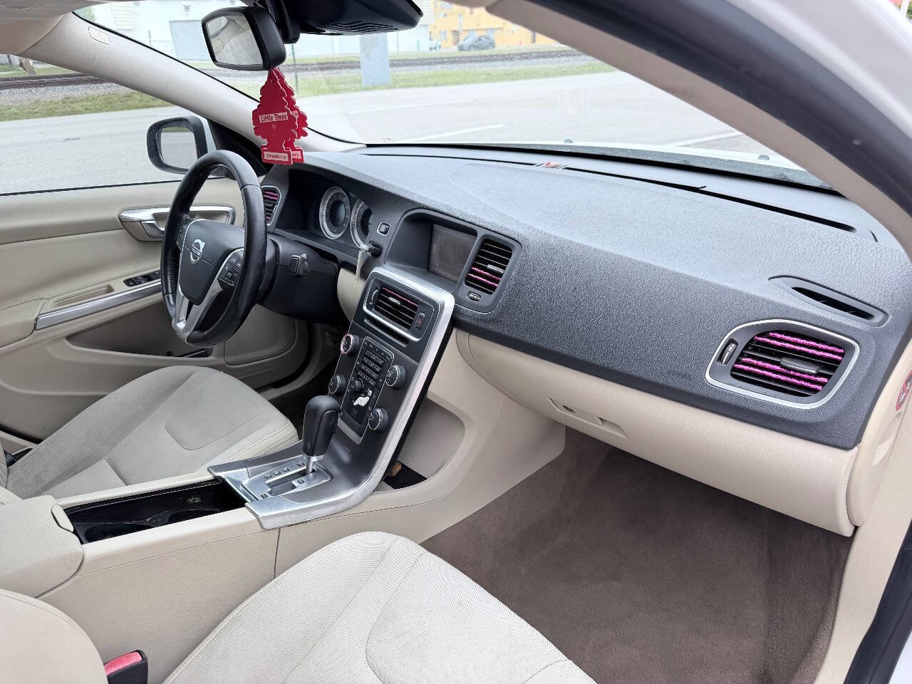 Used 2012 Volvo S60 T5 FWD image 26