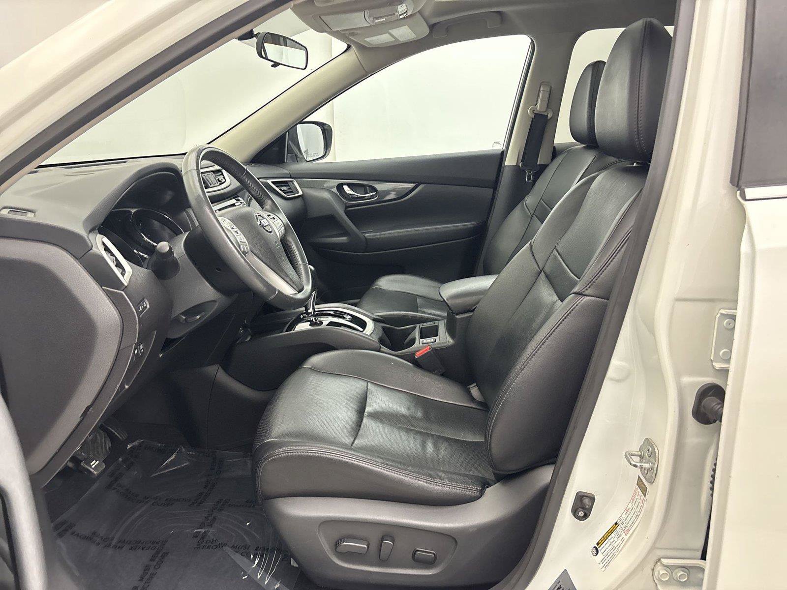 Used 2016 Nissan Rogue SL w/ SL Premium Package FWD image 25