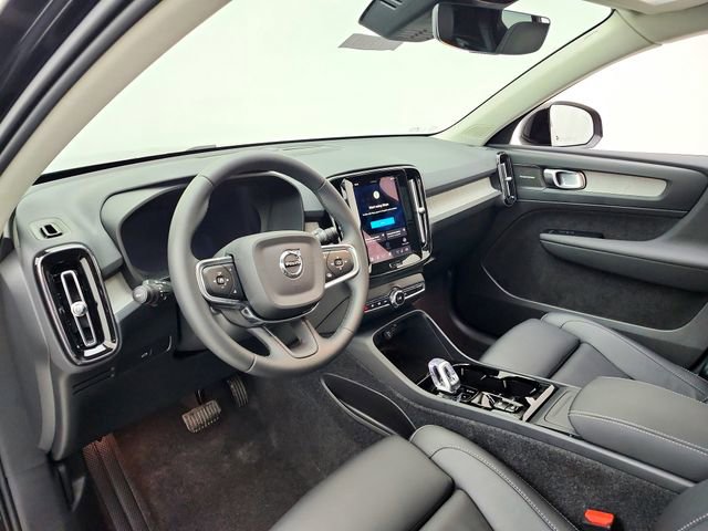 Used 2026 Volvo XC40 B5 Ultra image 20