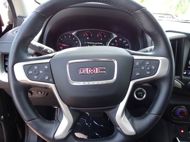 Used 2018 GMC Terrain Denali w/ Advanced Safety Package image 15