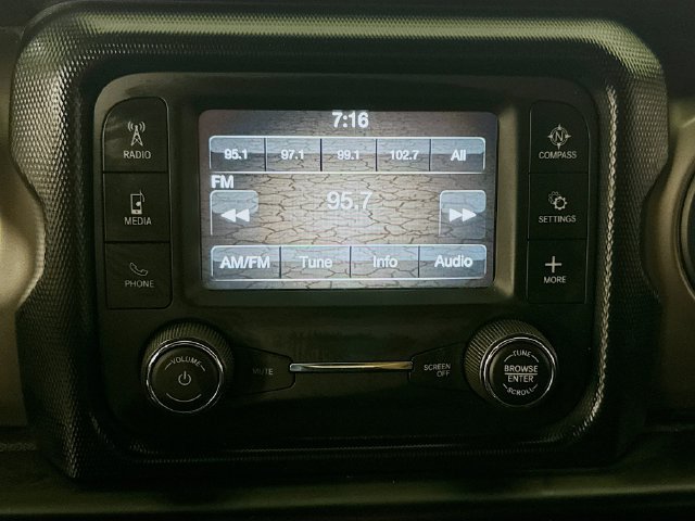 Used 2019 Jeep Wrangler Unlimited Sport S AWD/4WD image 15
