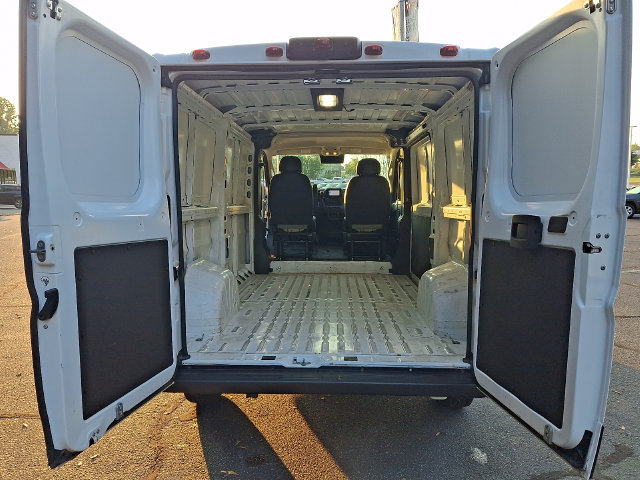 Used 2025 RAM ProMaster 2500 w/ Convenience Group FWD image 29