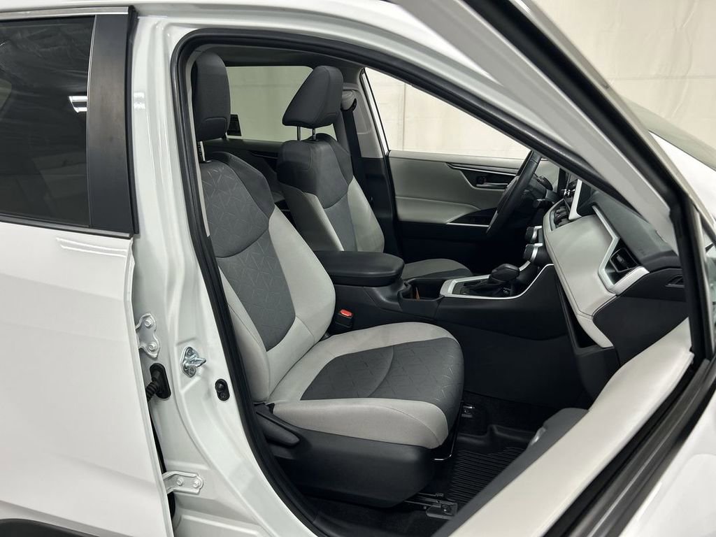 Used 2023 Toyota RAV4 XLE w/ Convenience Package AWD/4WD image 23