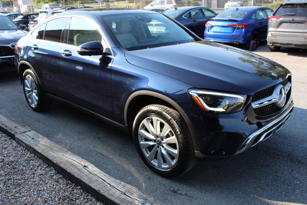 Used 2021 Mercedes-Benz GLC 300 4MATIC Coupe image 5