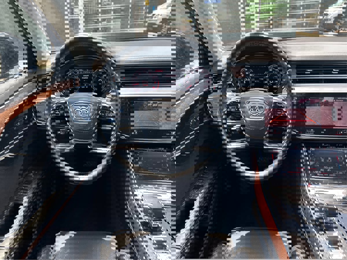 Used 2020 Audi A8 L 4.0T w/ Sport Plus Package image 15