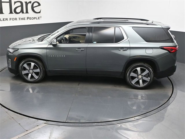 Used 2023 Chevrolet Traverse LT w/ LT Premium Package image 45