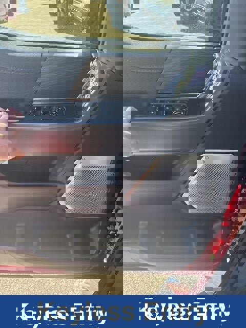 Used 2024 Ford F150 Lariat w/ Equipment Group 502A High image 22