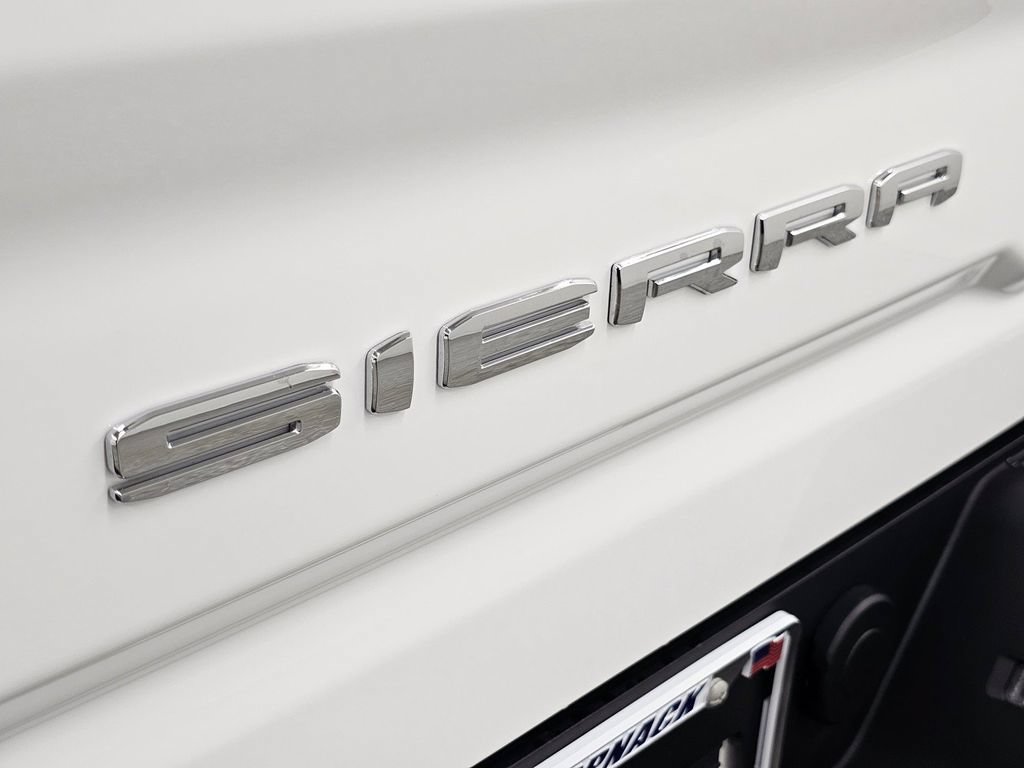 Used 2026 GMC Sierra 2500 AT4 AWD/4WD image 26