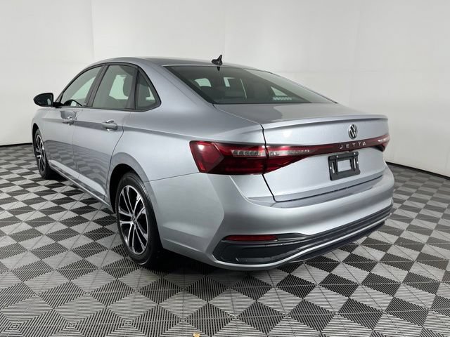 Used 2025 Volkswagen Jetta Sport FWD image 8