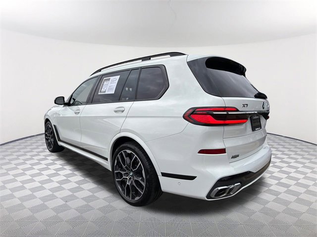 Used 2025 BMW X7 M60i image 7