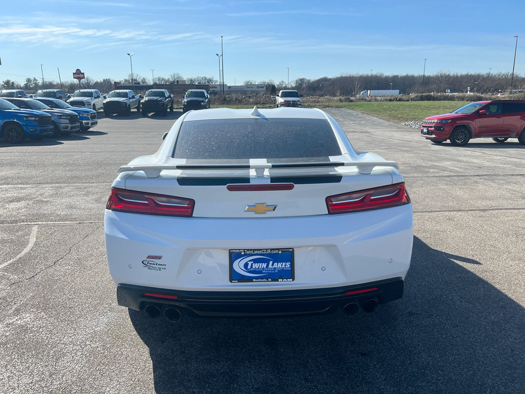 Used 2016 Chevrolet Camaro SS image 7