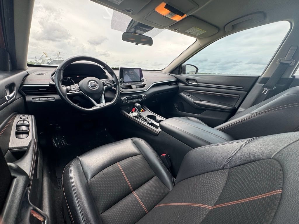 Used 2020 Nissan Altima 2.5 SR FWD image 7