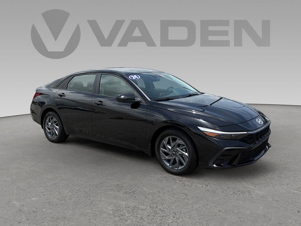Used 2024 Hyundai Elantra SEL
