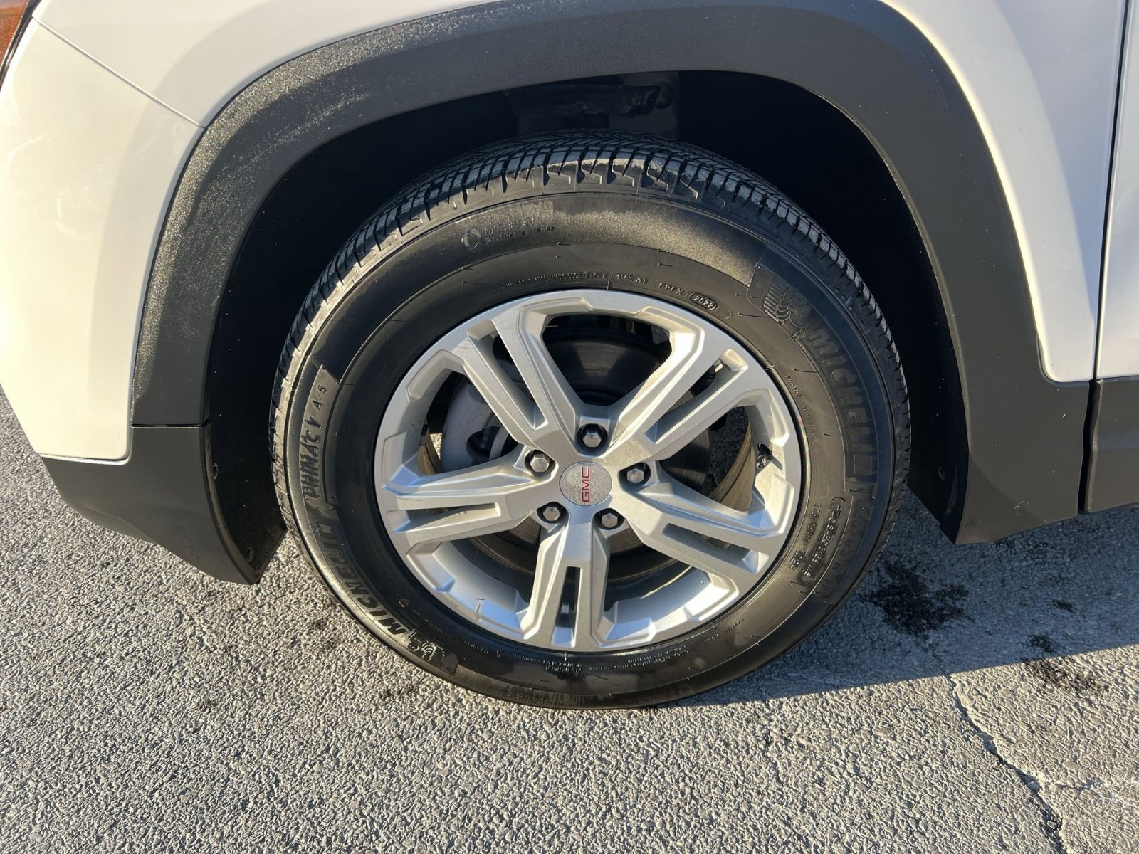 Used 2022 GMC Terrain SLE w/ Driver Convenience Package image 12