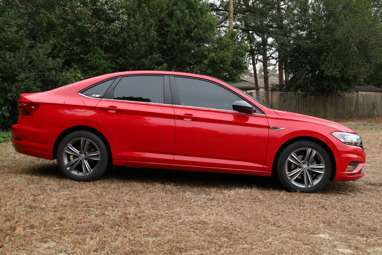 Used 2020 Volkswagen Jetta R-Line w/ R-Line Cold Weather Package image 7