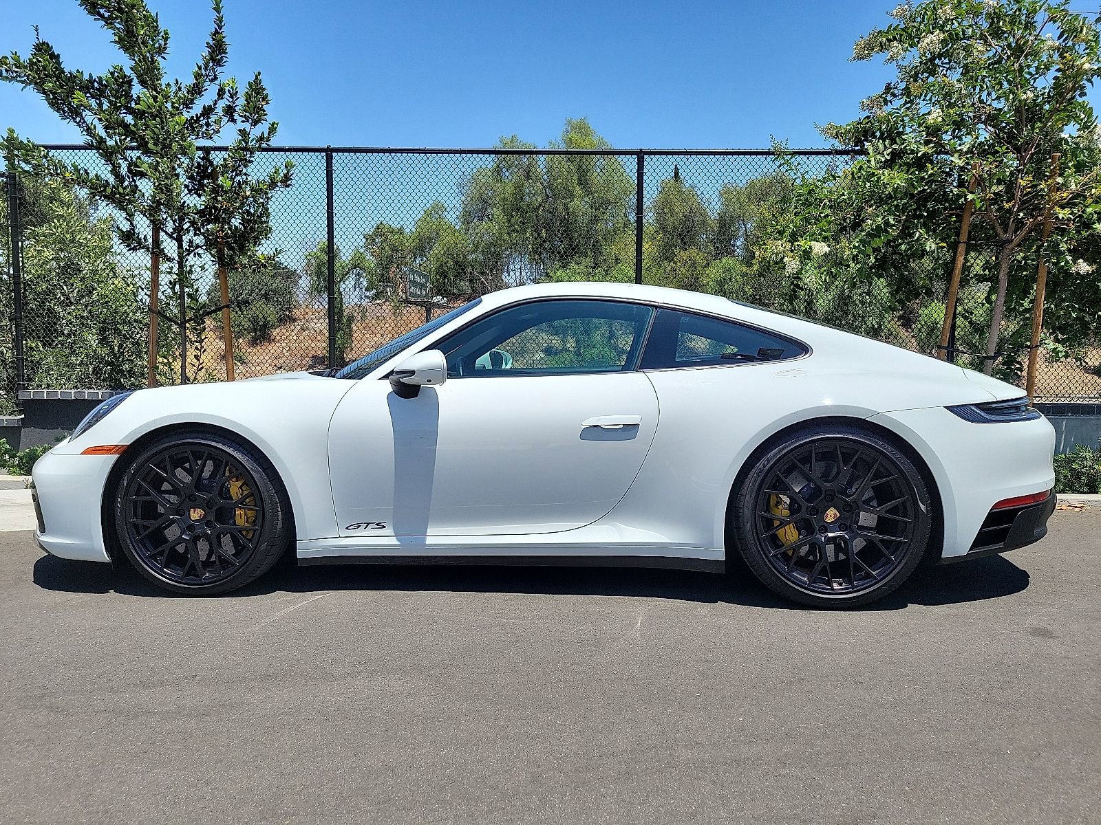 Certified 2024 Porsche 911 Carrera GTS RWD image 2