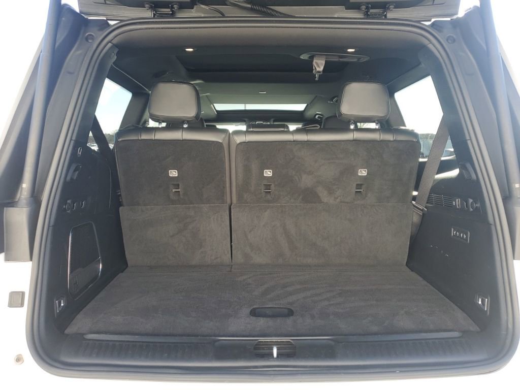 Used 2022 Jeep Wagoneer Series III w/ Premium Group I image 38