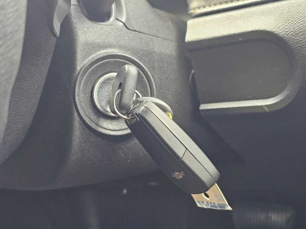 Used 2013 Chevrolet Camaro LS RWD image 15