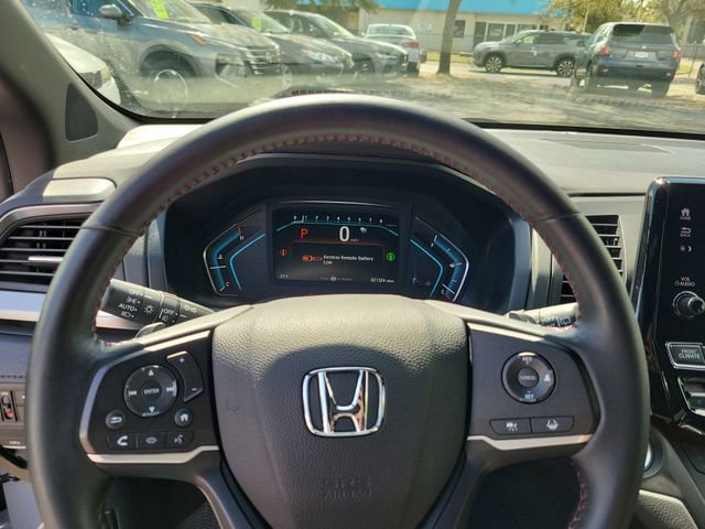 Used 2023 Honda Odyssey Sport image 18