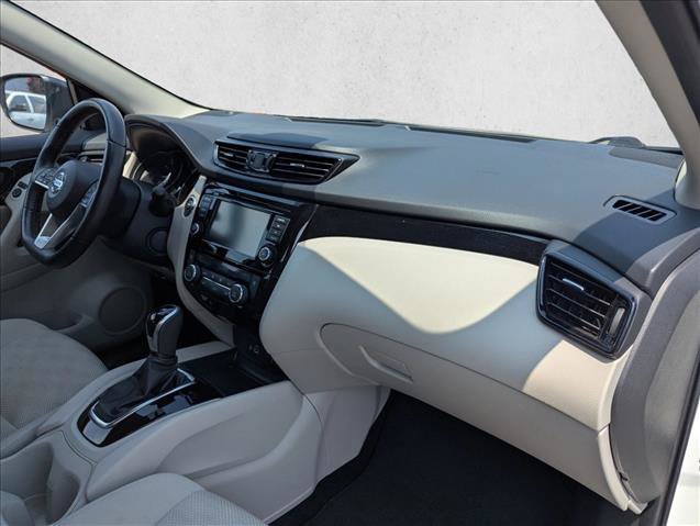 Used 2022 Nissan Rogue Sport SV AWD/4WD image 26