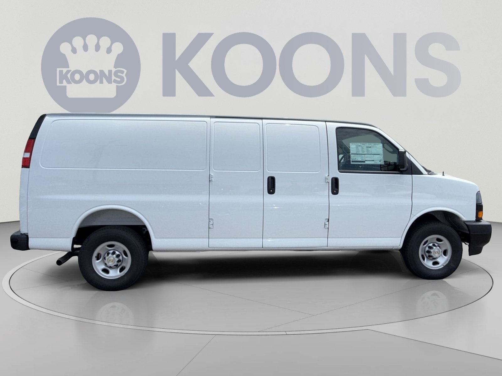 New 2026 Chevrolet Express 3500 Extended RWD image 8