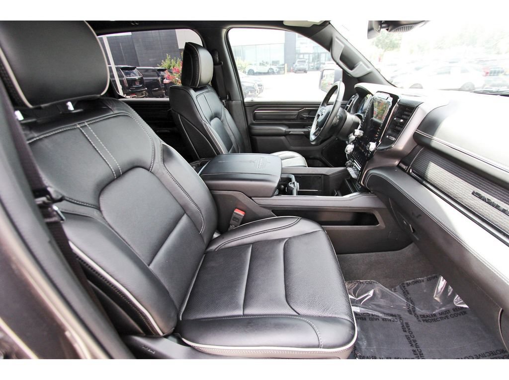 Used 2024 RAM 1500 Limited AWD/4WD image 11
