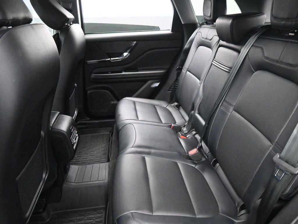 Used 2022 Lincoln Corsair AWD w/ Equipment Group 101A image 27