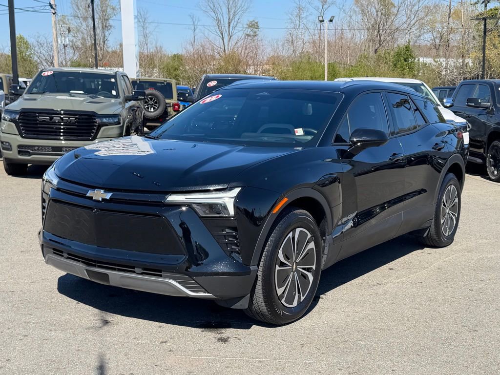 Used 2025 Chevrolet Blazer EV LT image 9