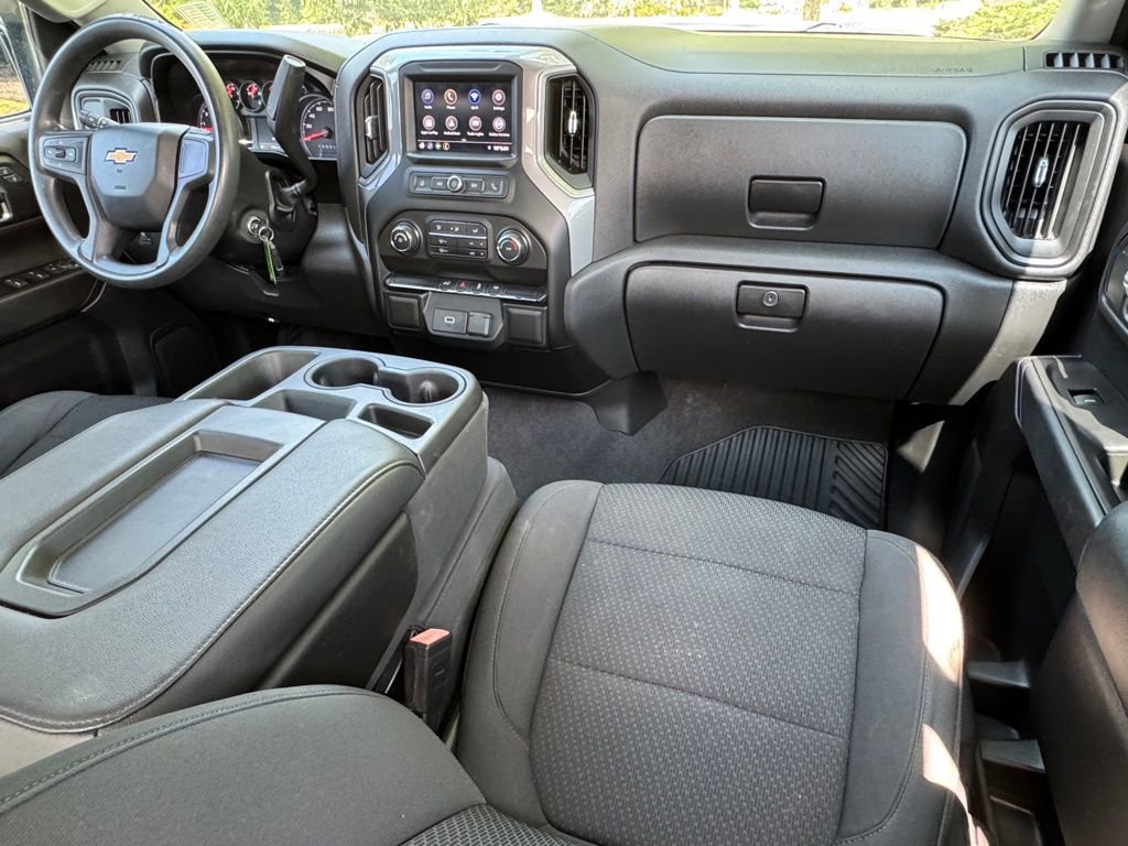 Used 2020 Chevrolet Silverado 1500 Custom w/ Custom Value Package image 19