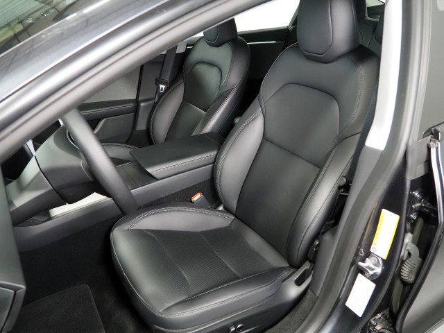 Used 2025 Tesla Model 3 Long Range RWD image 15
