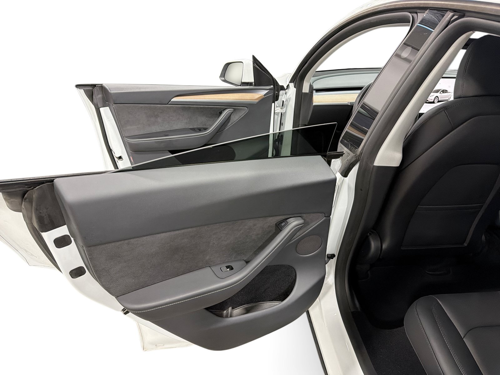 Certified 2023 Tesla Model Y Long Range AWD/4WD image 10