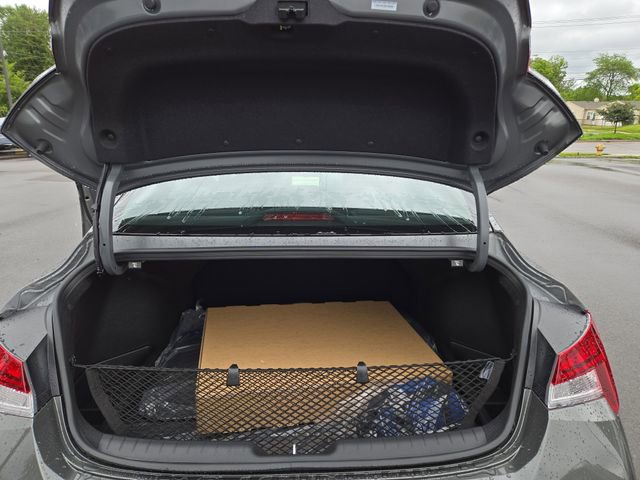 New 2025 Hyundai Elantra SEL image 30