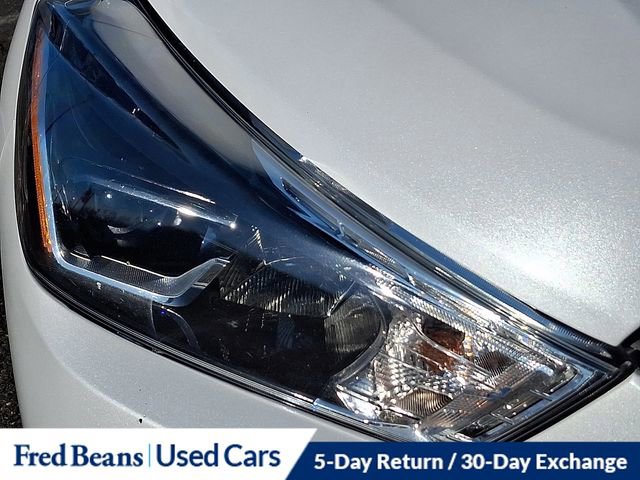 Used 2019 Nissan Kicks SR w/ SR Premium Package image 8