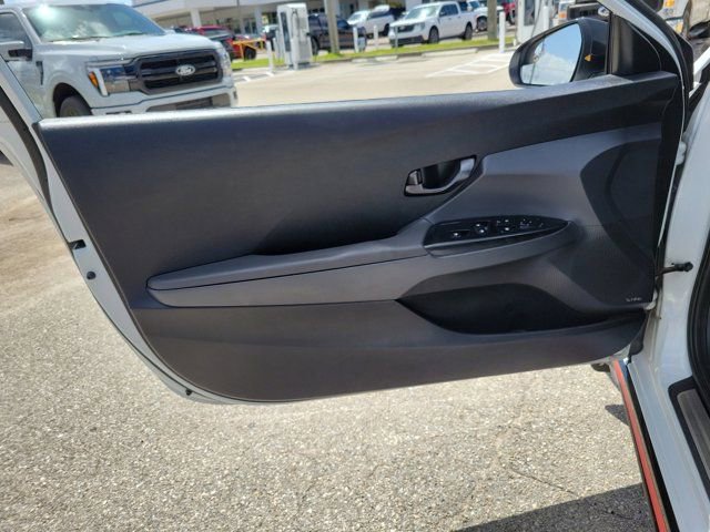 Used 2020 Hyundai Veloster N w/ Performance Package image 20