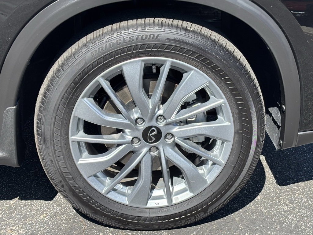 Certified 2024 INFINITI QX50 Pure image 31