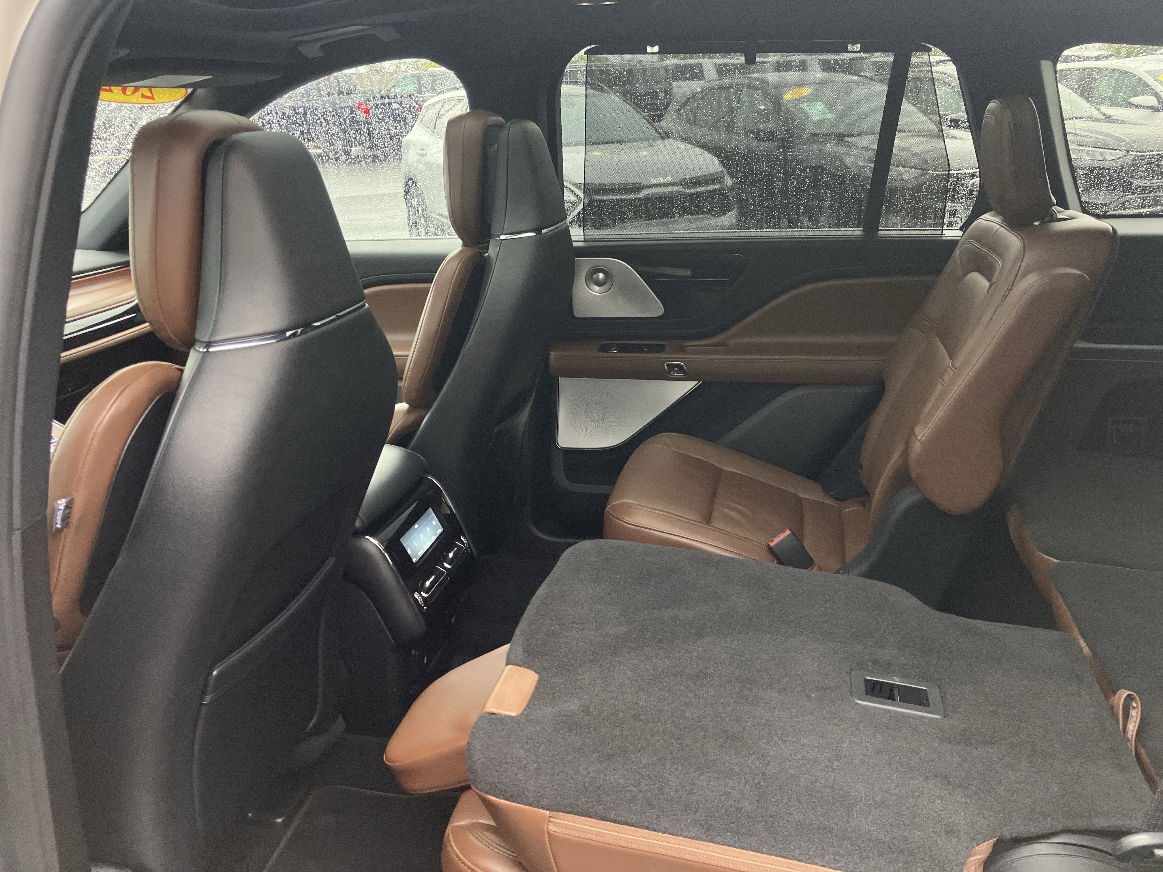Used 2021 Lincoln Aviator Reserve w/ Equipment Group 202A AWD/4WD image 21