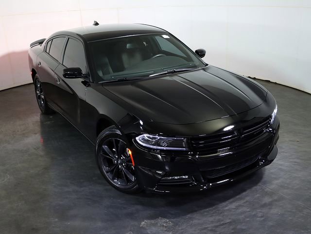 Used 2023 Dodge Charger SXT w/ Blacktop Package image 8