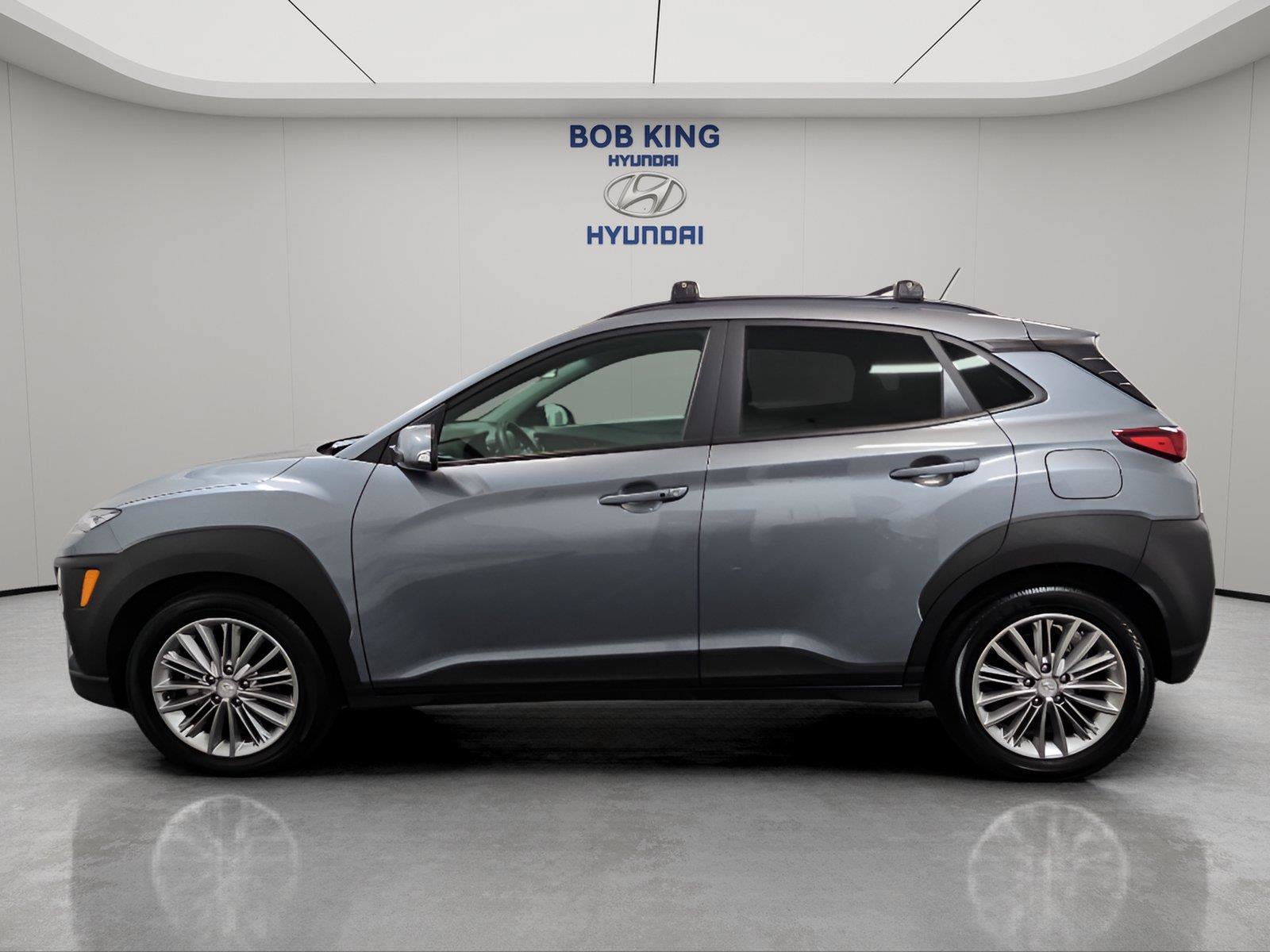 Used 2020 Hyundai Kona SEL FWD image 2
