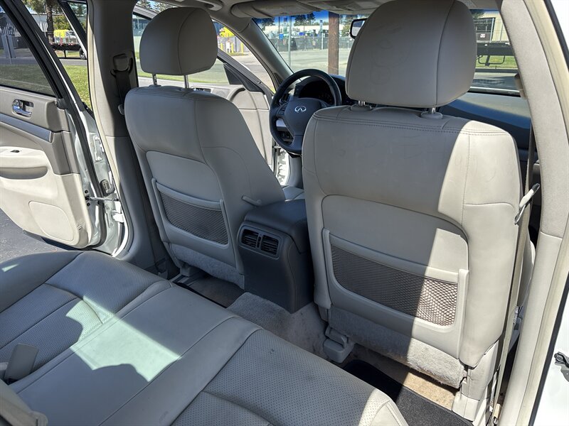 Used 2012 INFINITI G25 Journey RWD image 33