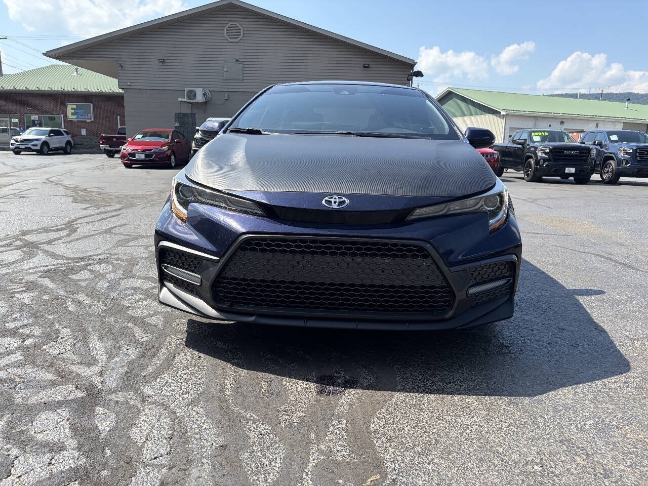 Used 2021 Toyota Corolla SE FWD image 3