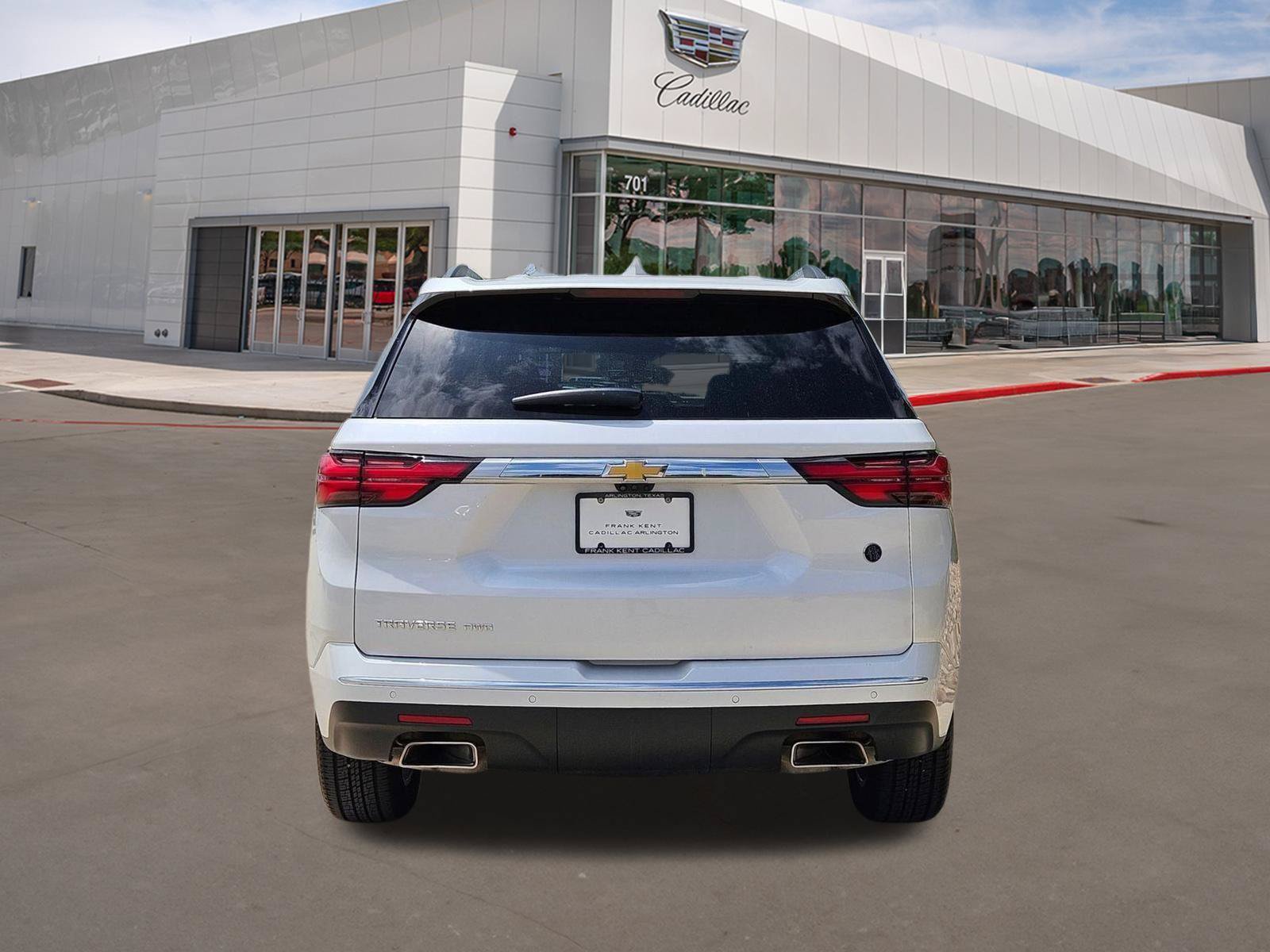 Used 2023 Chevrolet Traverse High Country AWD/4WD image 5