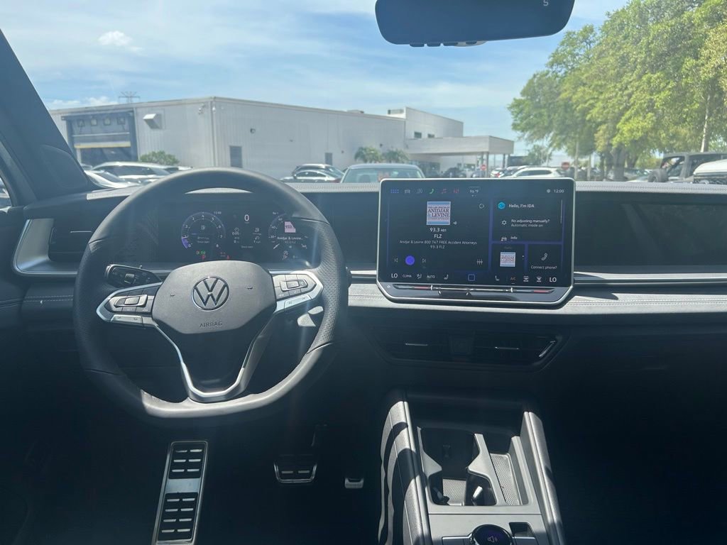 New 2026 Volkswagen Tiguan SE R-Line FWD image 51