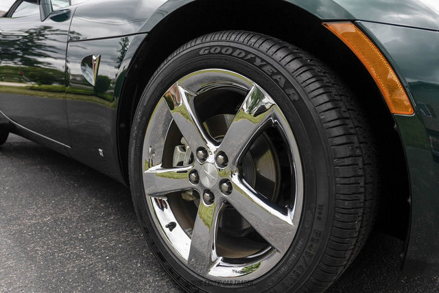 Used 2007 Pontiac Solstice Convertible w/ Premium Package RWD image 79