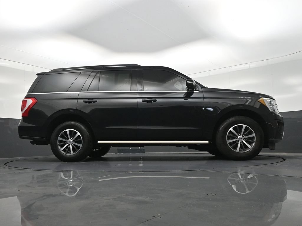 Used 2020 Ford Expedition XLT w/ Equipment Group 201A RWD image 28