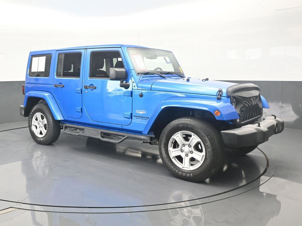 Used 2015 Jeep Wrangler Unlimited Sahara w/ Dual Top Group image 8