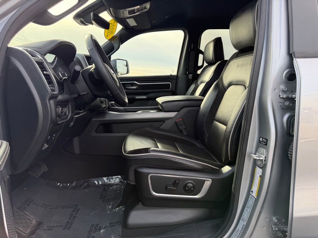 Used 2025 RAM 1500 Laramie image 13