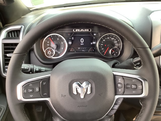 New 2026 RAM 4500 4x4 Crew Cab DRW image 7
